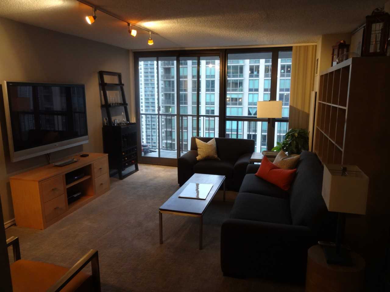 10 E Ontario St #3810 - Photo 2 of 30