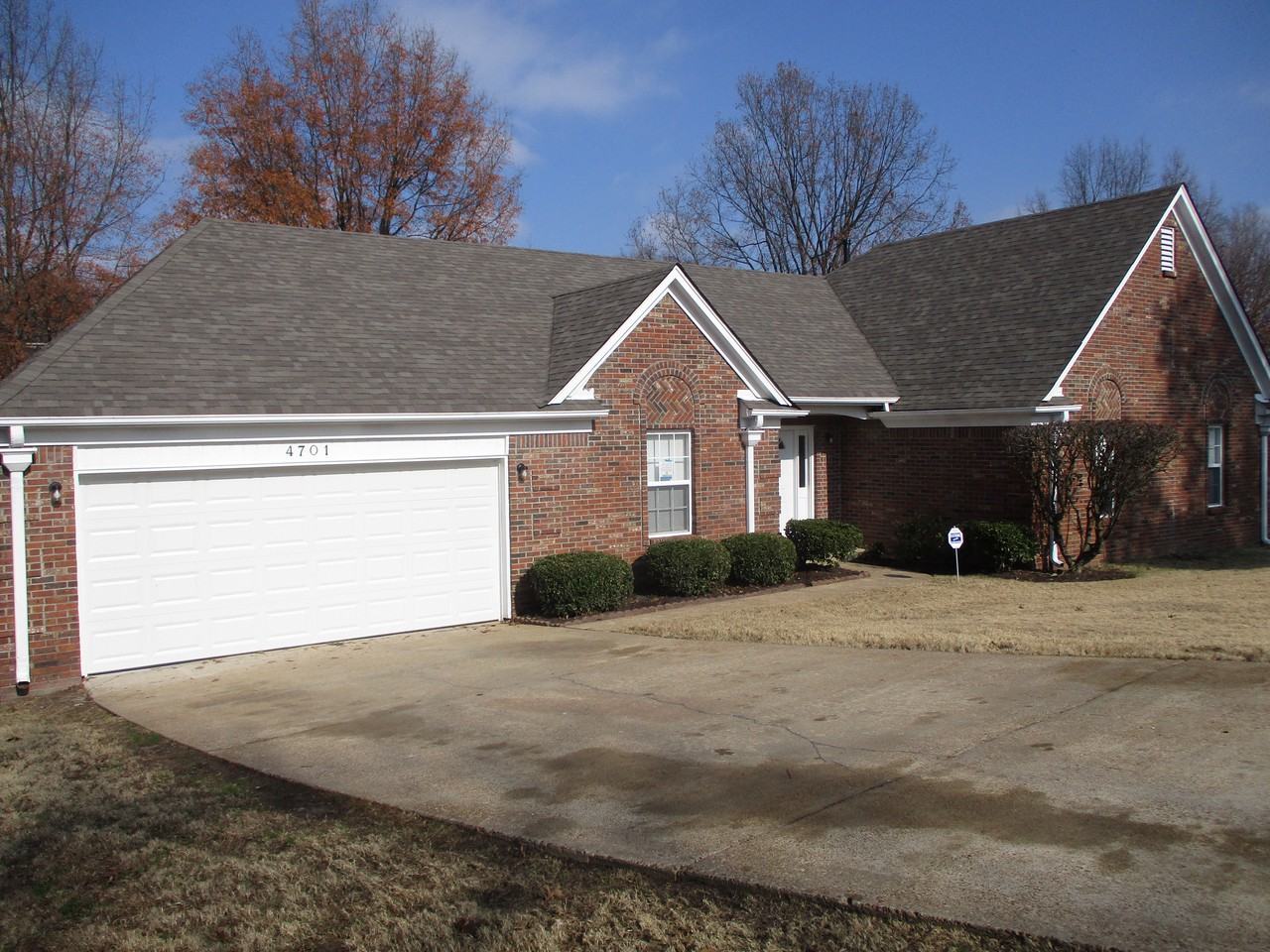 4701 Falling Oak Cv - Photo 2 of 23
