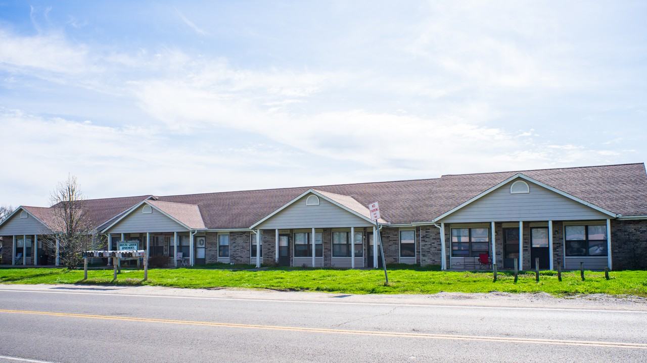 1292 W. Ashley Rd - Photo 2 of 2