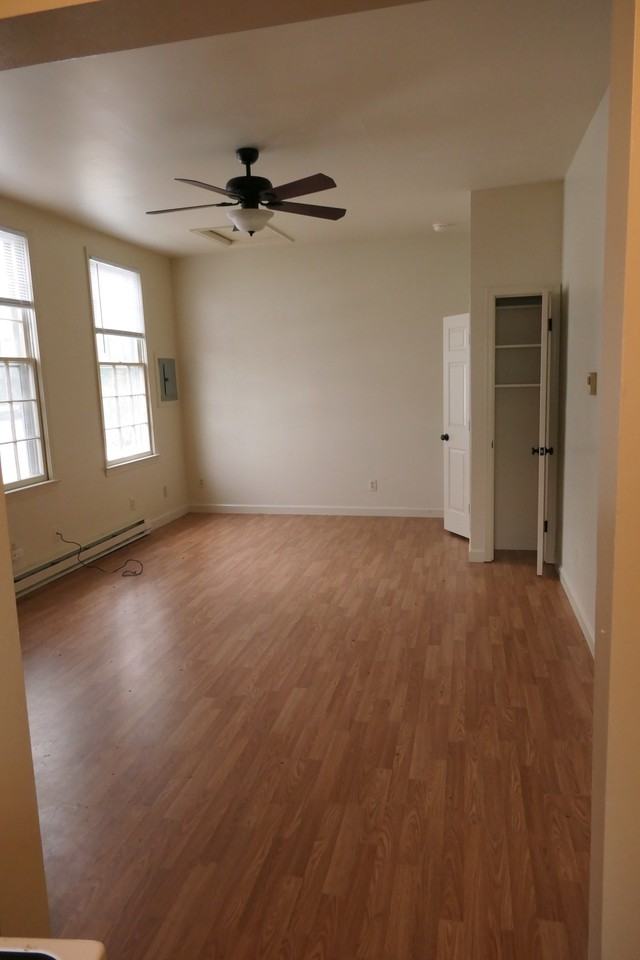 609 N East St - Photo 3 of 7