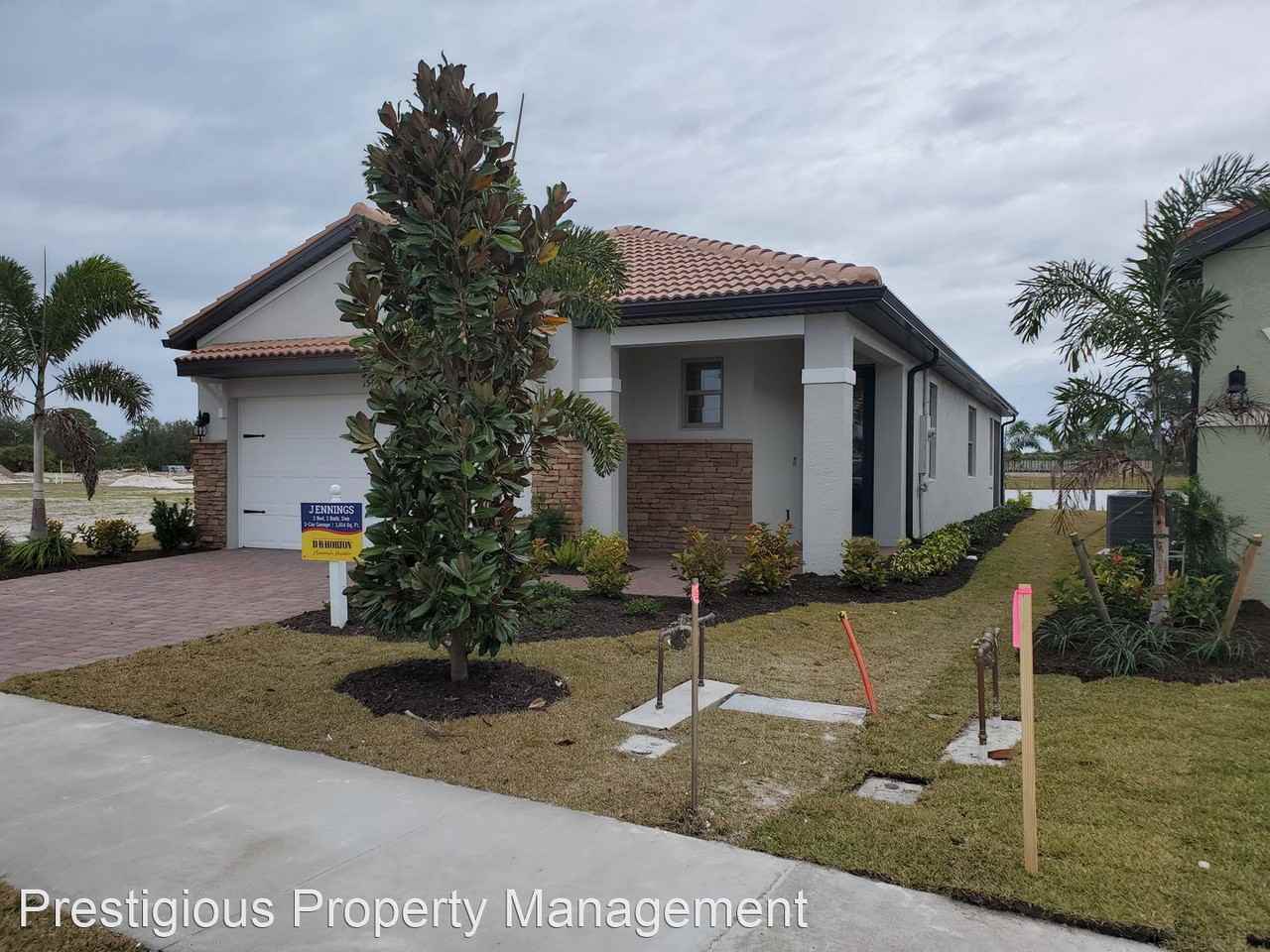 273 Triano Way - Photo 2 of 30