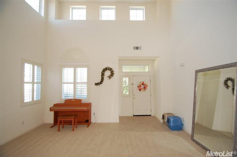 10355 Almanor Cir - Photo 2 of 11