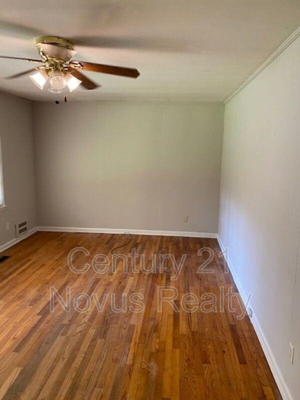 68 Pine Dr - Photo 2 of 13