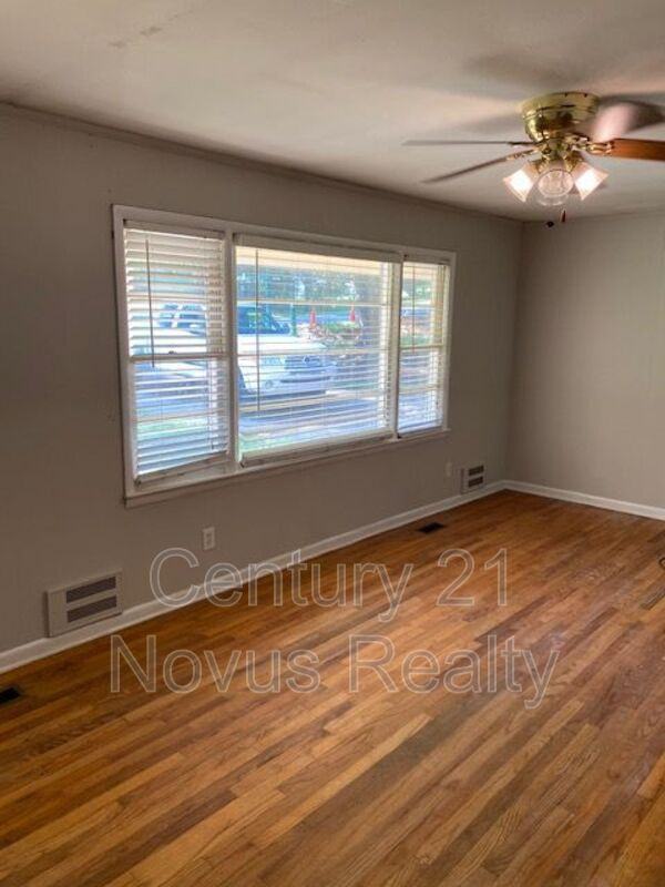 68 Pine Dr - Photo 3 of 13