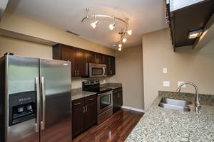 featured image of 1000 Oakcrest St #210