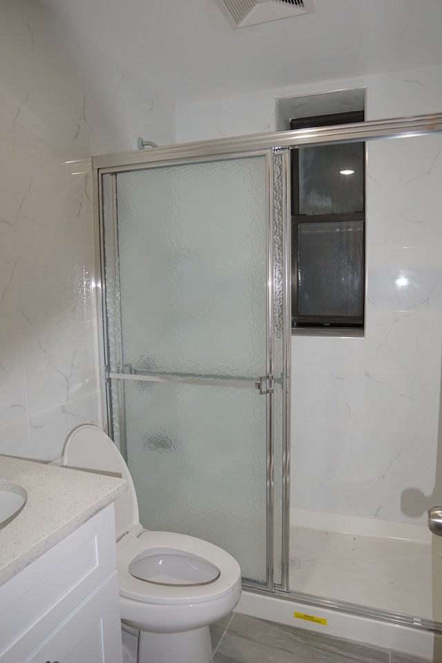 90 Parrott Place #2R - Photo 3 of 4