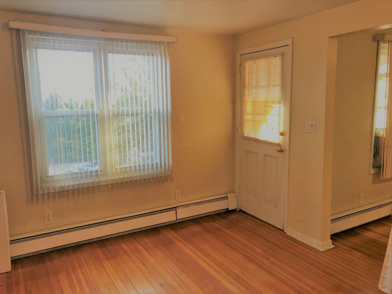 144 Glen Head Road - Photo 3 of 10