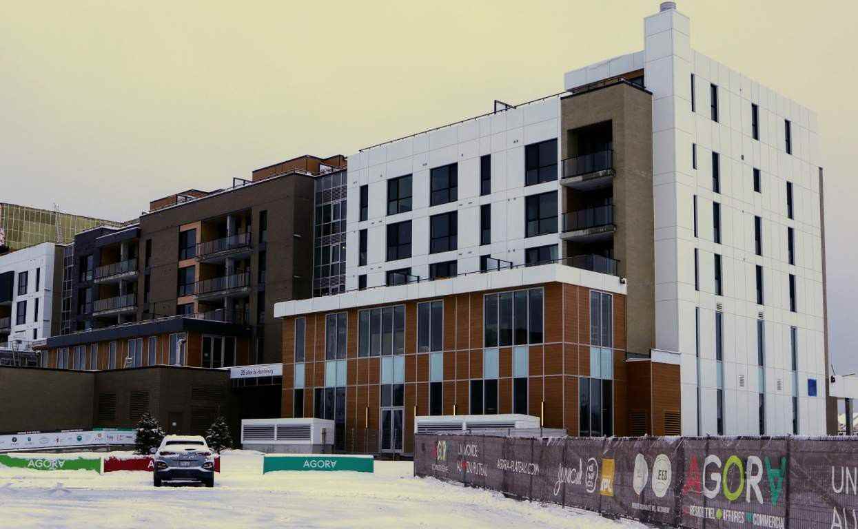 AGORA - Photo 2 of 13