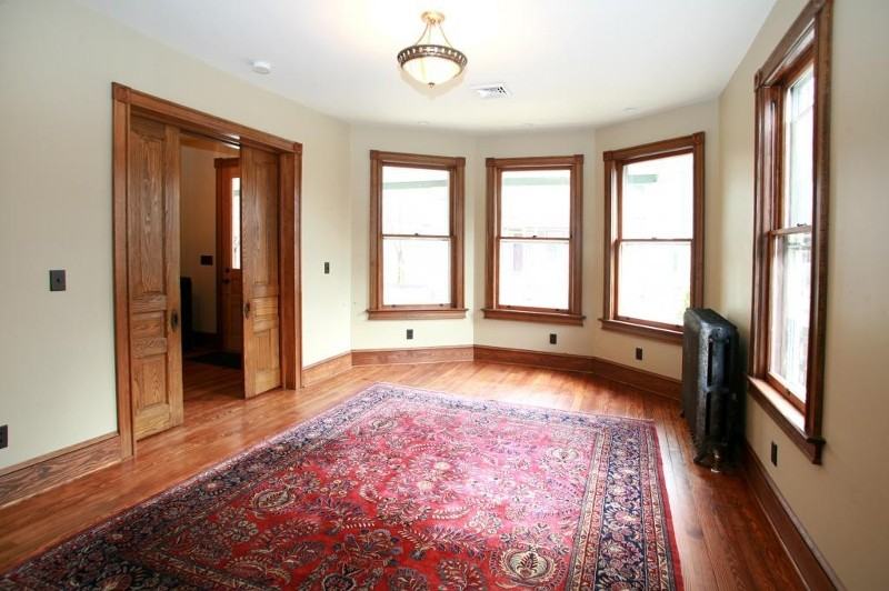 111 Harrison St - Photo 3 of 15