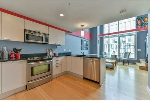 1 Earhart St #503