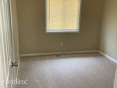 2742 Campers Dr - Photo 3 of 7