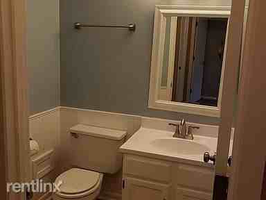 1542 Bendelow Dr - Photo 3 of 16