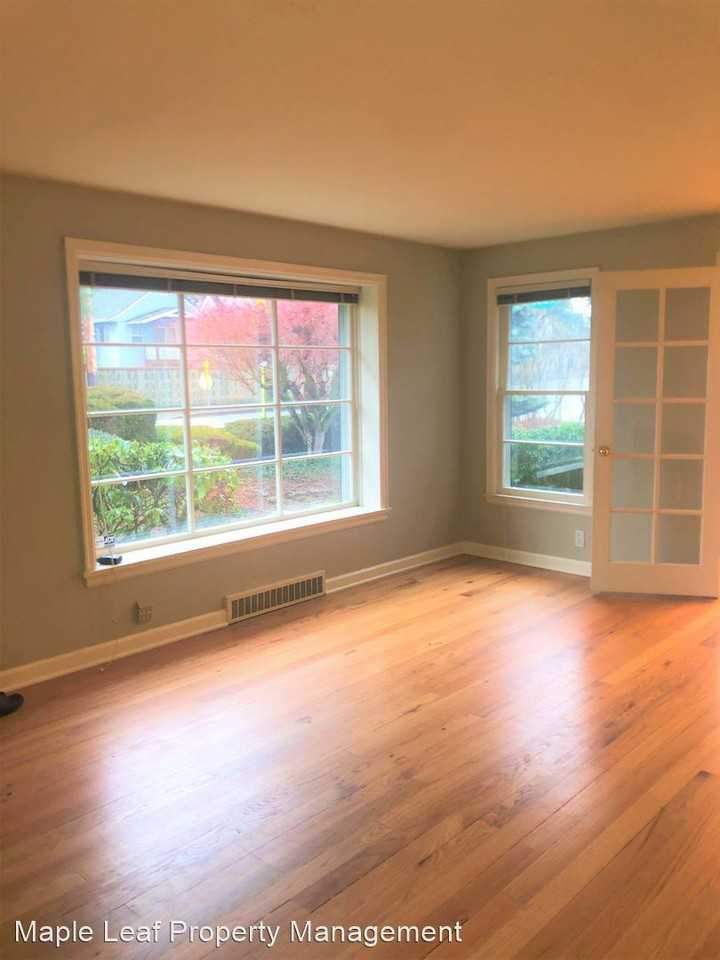 7419 48th Ave Ne - Photo 3 of 27