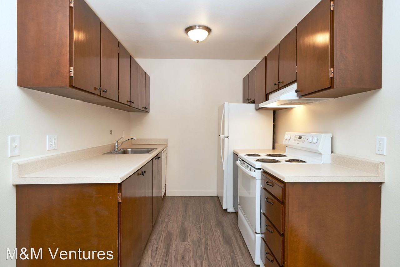 5630 California Ave SW - Photo 2 of 18