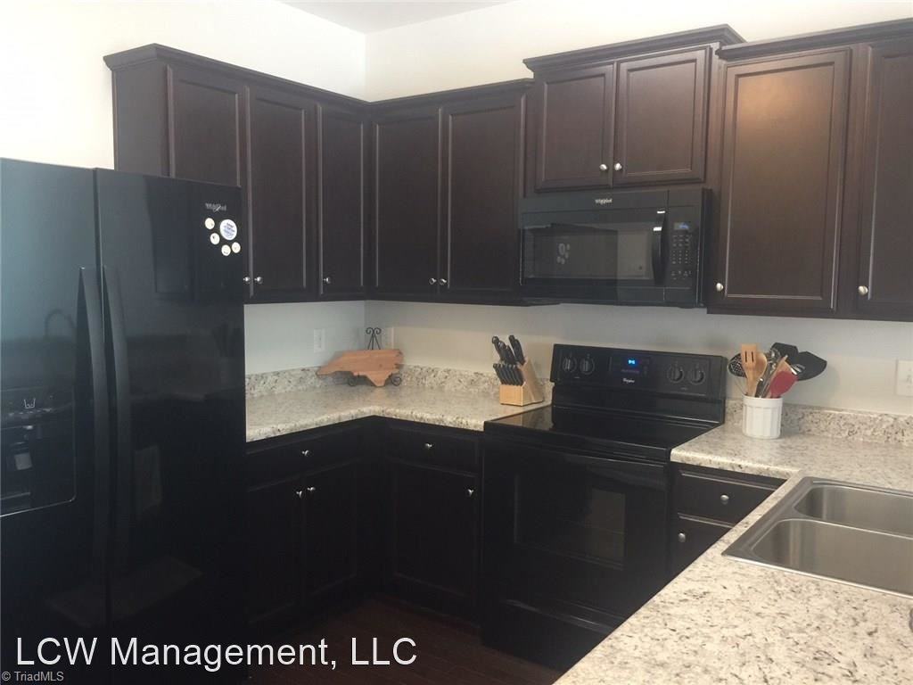 5383 Farm House Trl - Photo 3 of 9