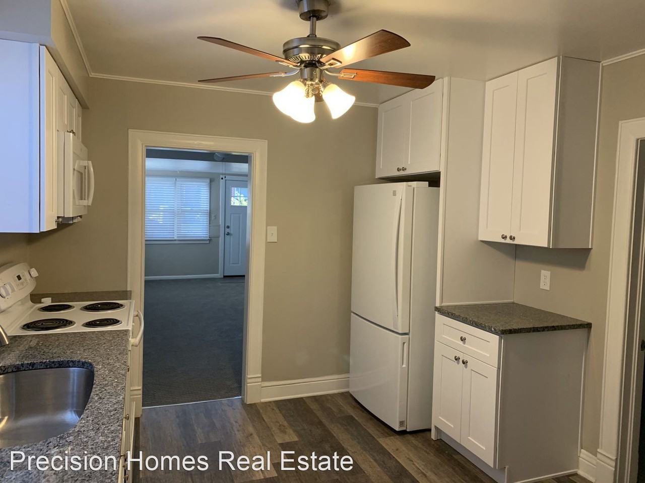 208 Lincoln St - Photo 2 of 11