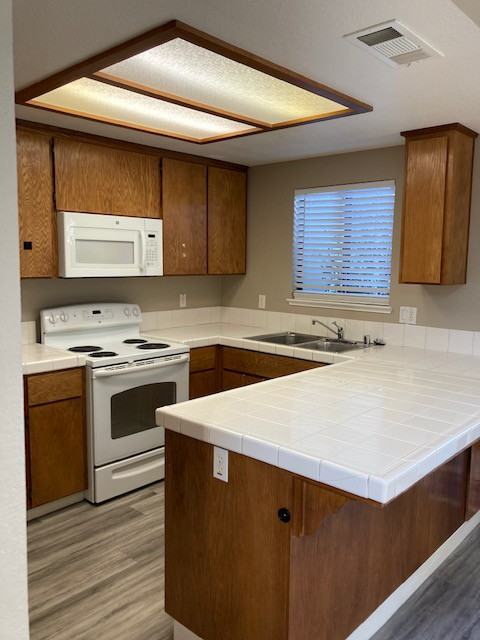 101 Portola Way #5 - Photo 3 of 25