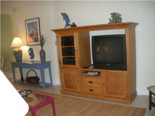 2500 Cameron Blvd #A - Photo 3 of 4