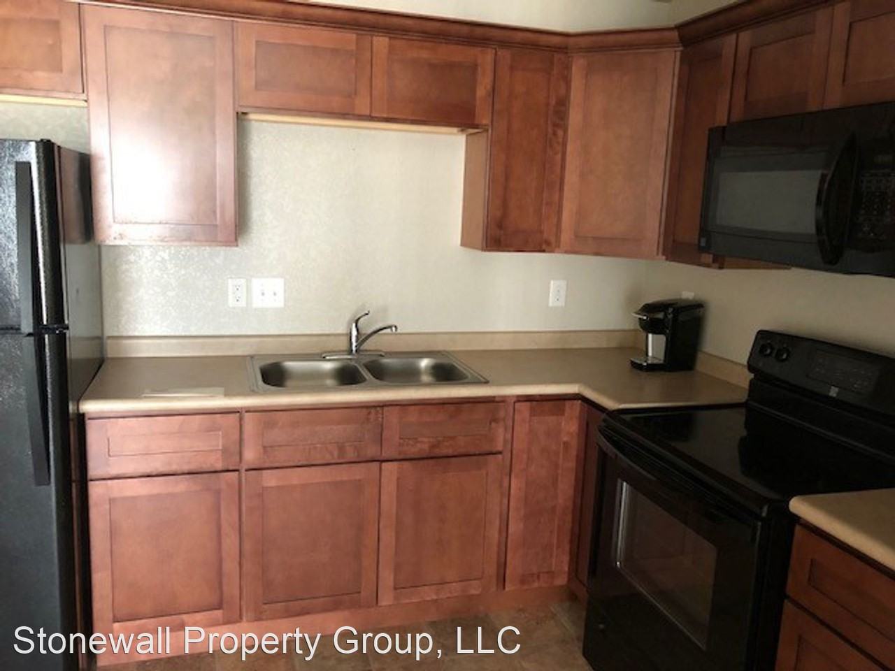 112 Lone Oak - Photo 3 of 7