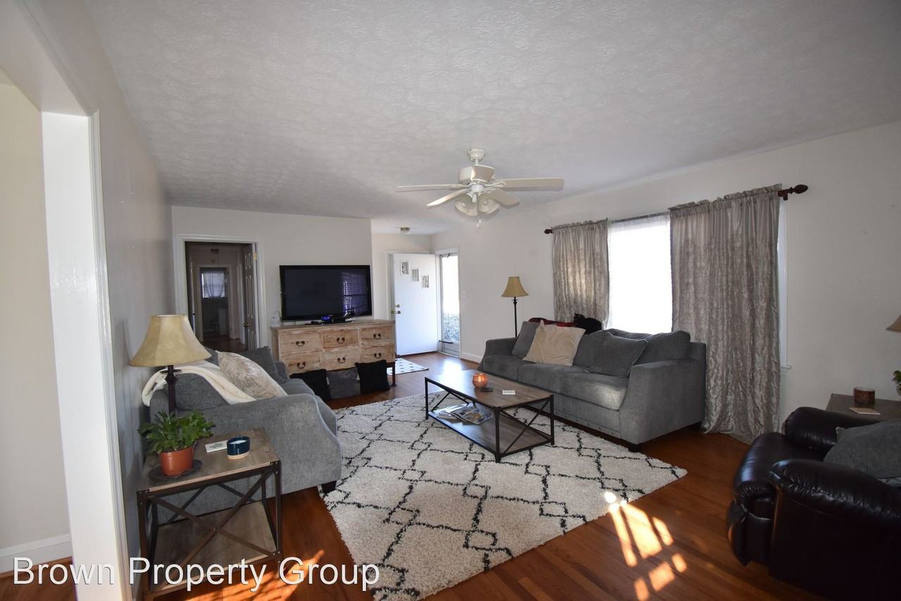 4026 Church St - Photo 3 of 11