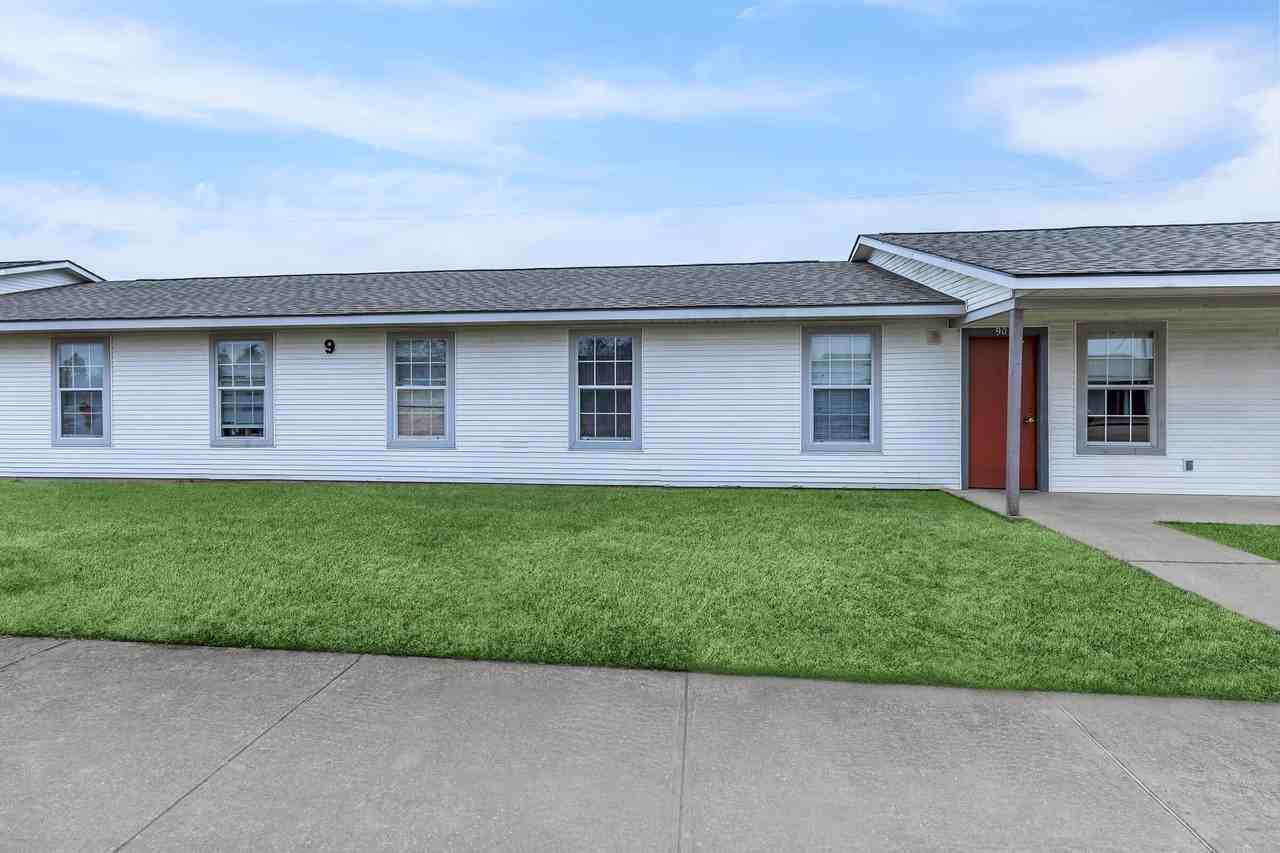 Devonshire Apartments 2130 N Hearne Ave, Shreveport, LA 71107 Zumper