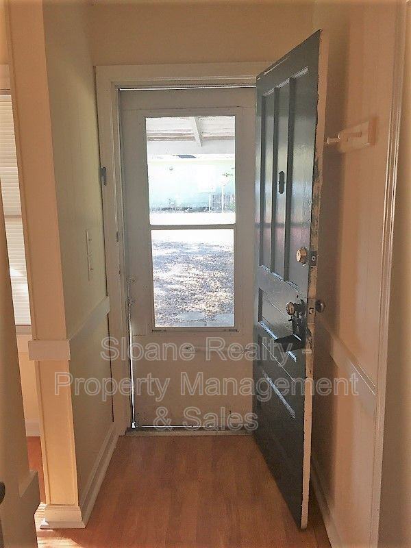 2212 Townsend Rd - Photo 2 of 14