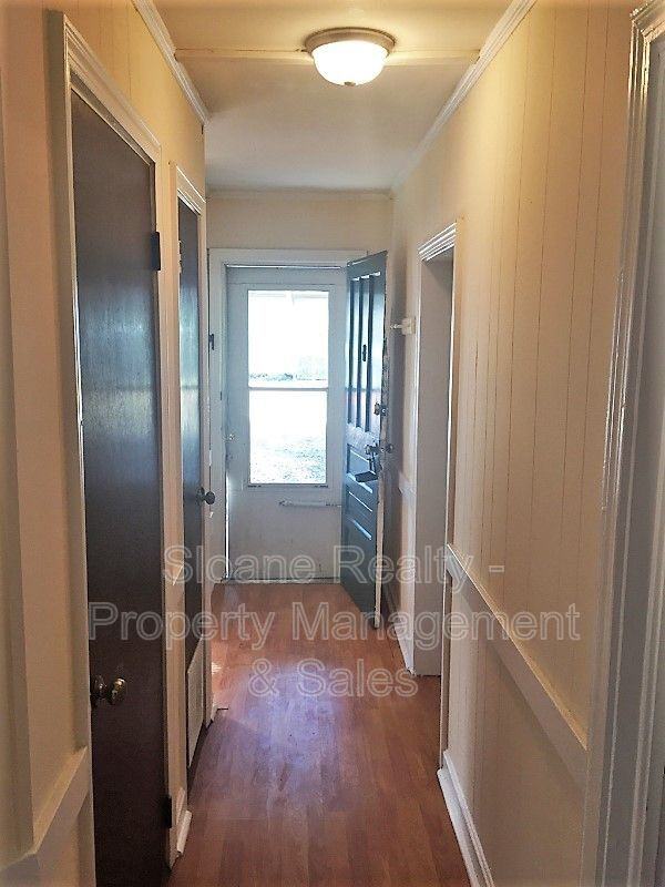 2212 Townsend Rd - Photo 3 of 14