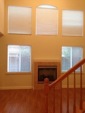 240 Caples Dr - Photo 3 of 15