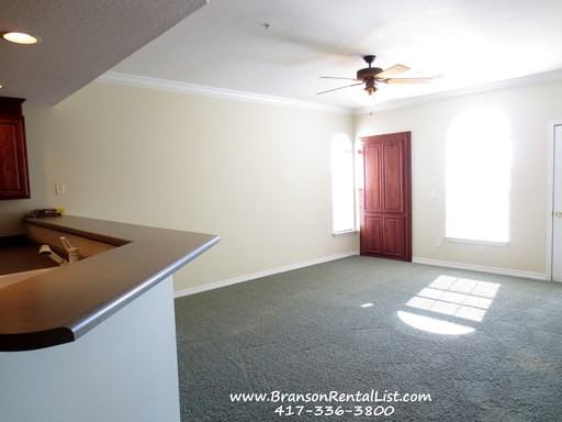 860 Emerald Point Dr - Photo 2 of 10