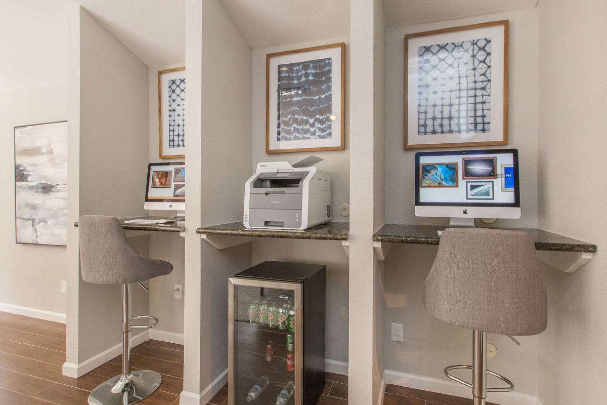 Elm Grove - Photo 6 of 50