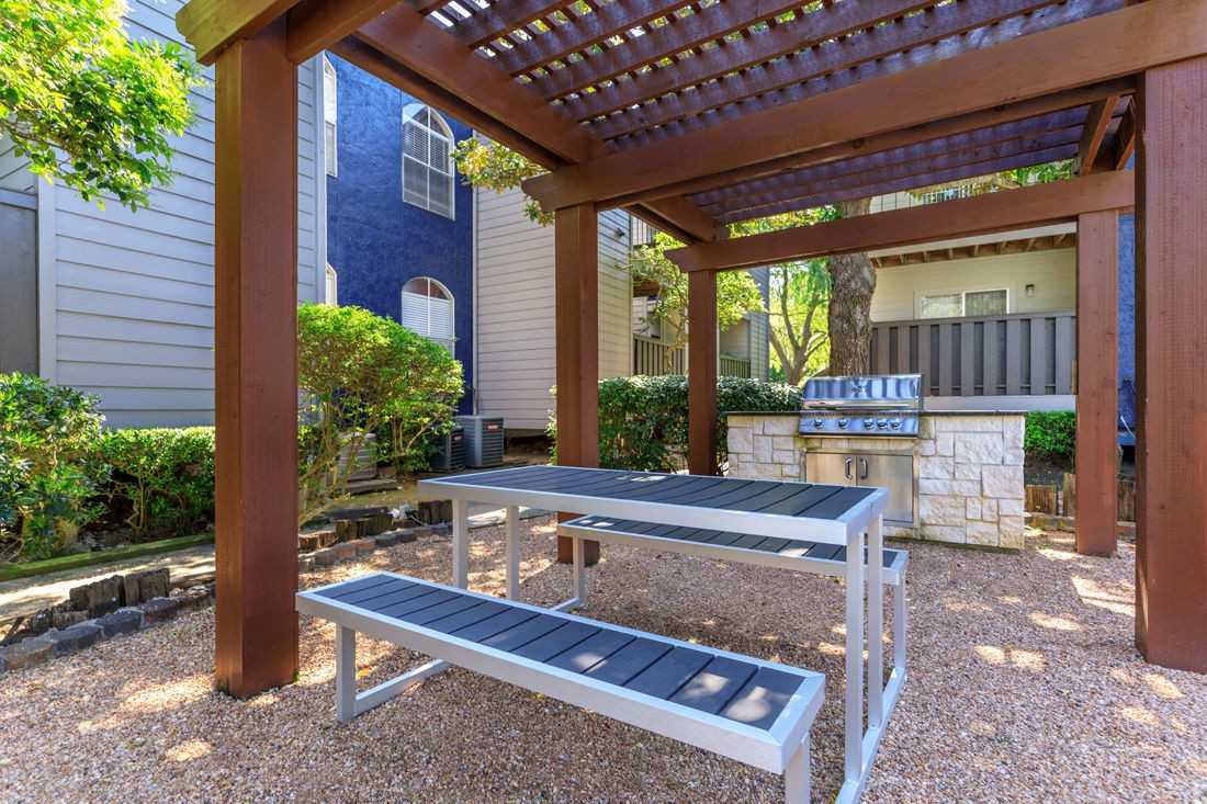 The Shore - Photo 4 of 27