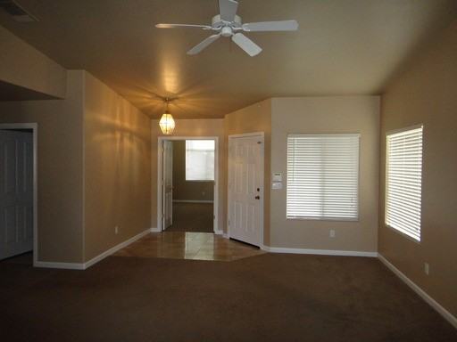 9805 Orino Ct - Photo 3 of 11