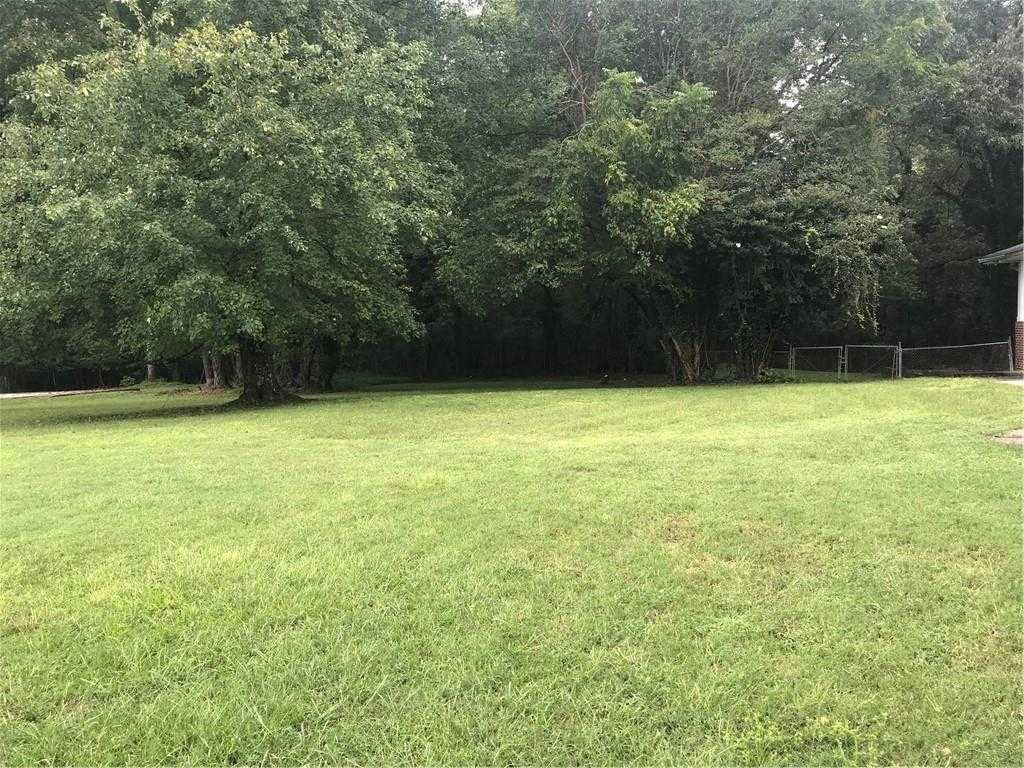 4093 Flat Shoals Pkwy - Photo 3 of 4