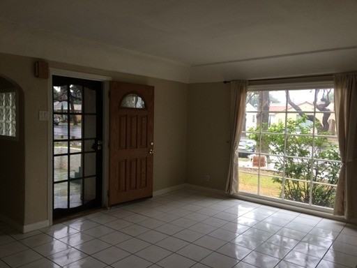 2740 Magnolia Ave - Photo 2 of 12