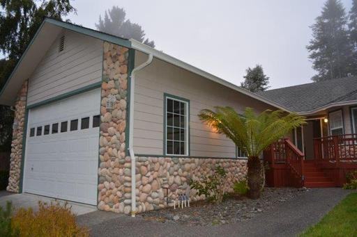 7012 London Dr - Photo 2 of 46