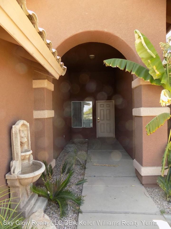 3411 W 21st St - Photo 2 of 27