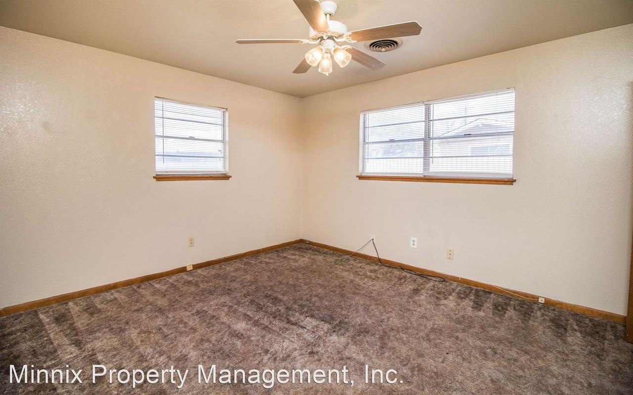 1009 Garland St - Photo 2 of 26