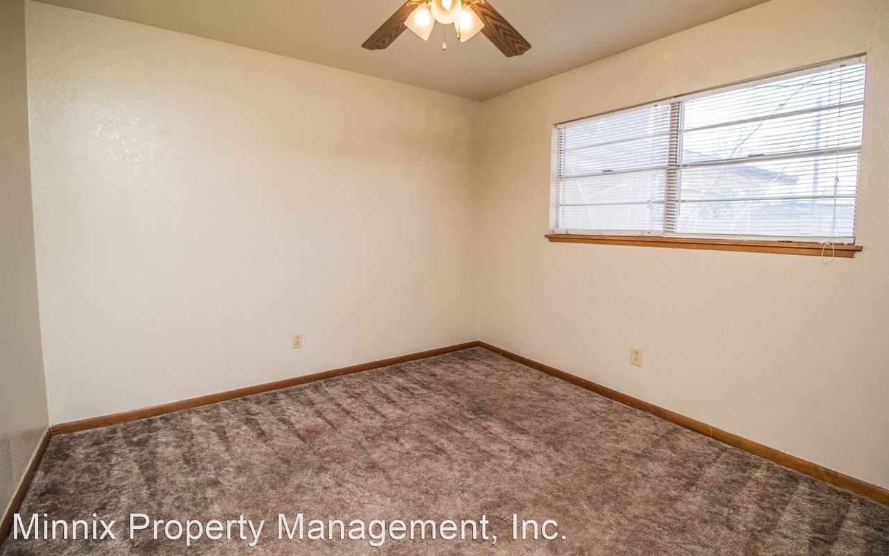 1009 Garland St - Photo 3 of 26