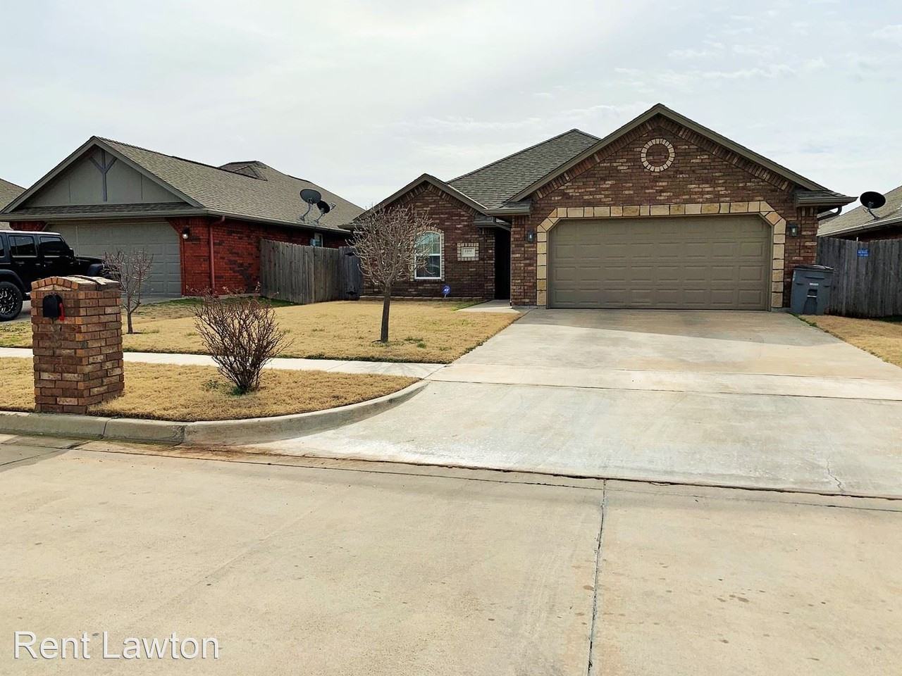 4406 Sw Rosemary Way - Photo 2 of 41