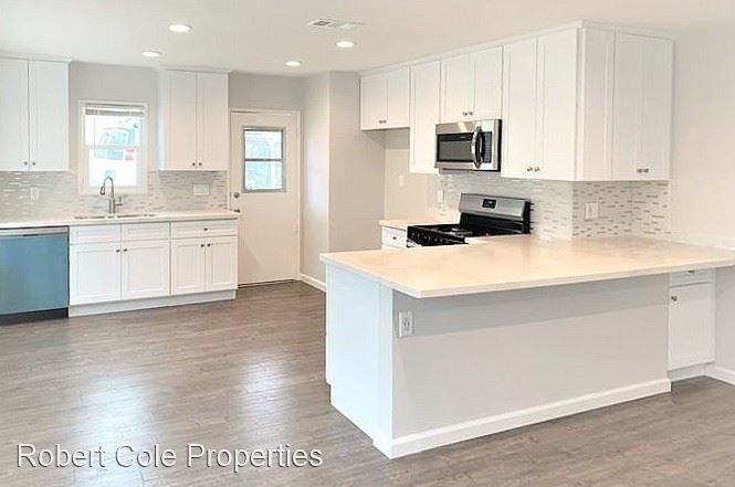 11007 Campbell Ave - Photo 3 of 10