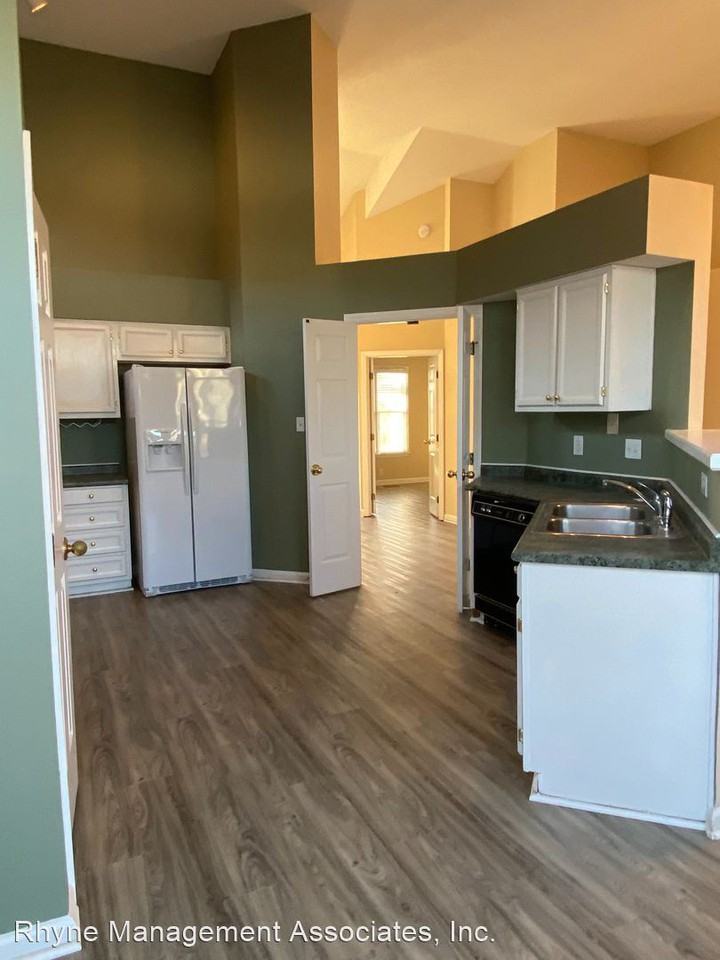 103 Ethans Glen Ct - Photo 2 of 8