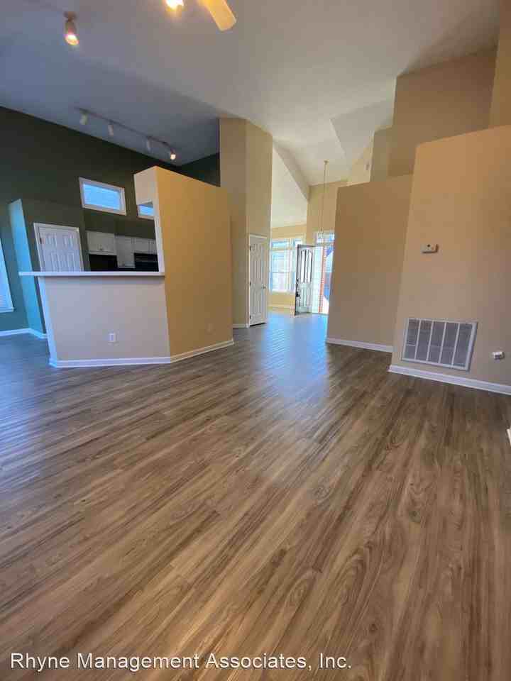 103 Ethans Glen Ct - Photo 3 of 8