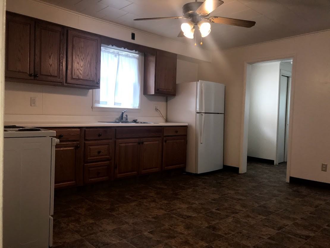 761 W Otterman St - Photo 2 of 16