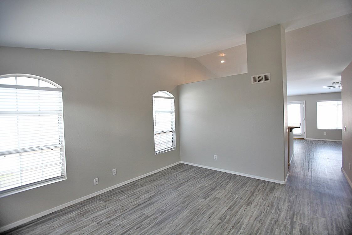 7132 W La Senda Dr - Photo 3 of 27