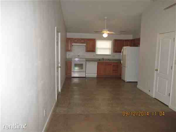 601 E 3rd St - Photo 3 of 4