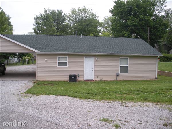 601 E 3rd St - Photo 2 of 4