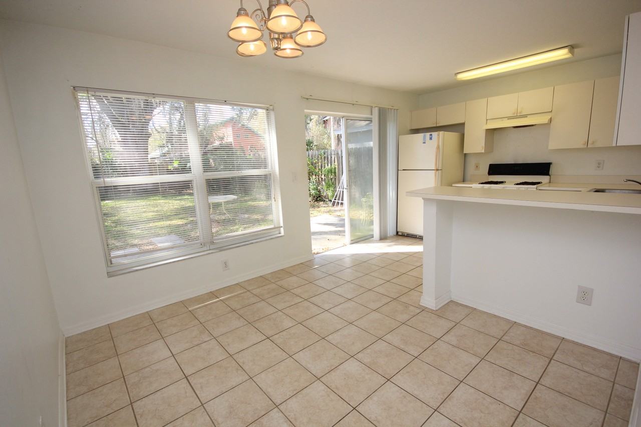 15114 Deer Meadow Dr - Photo 2 of 12