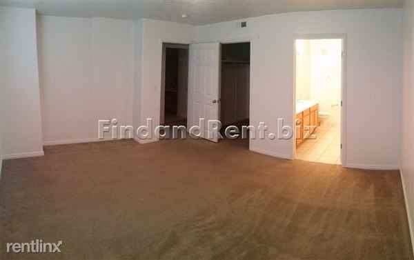 Stone Haven Condo - Photo 3 of 14