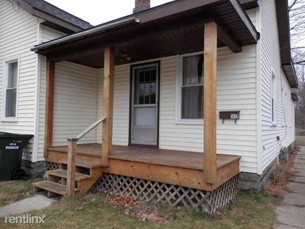 1419 Nolan St - Photo 3 of 18