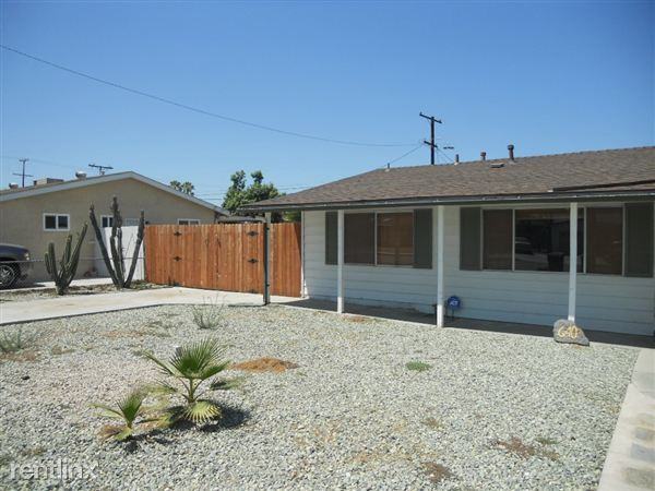 640 Cecelia Dr - Photo 2 of 10